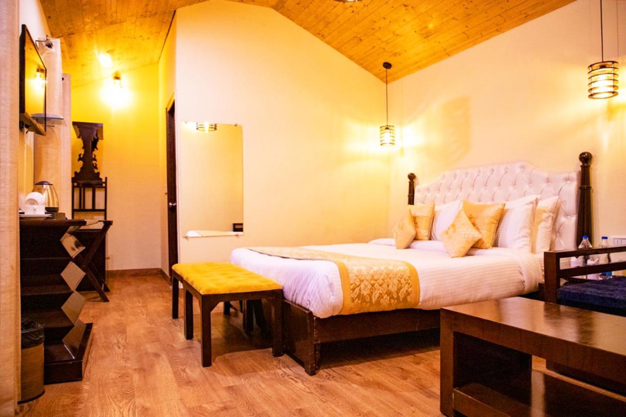 Aamod Resorts Dalhousie ! Luxury Cottage Resort Exterior photo