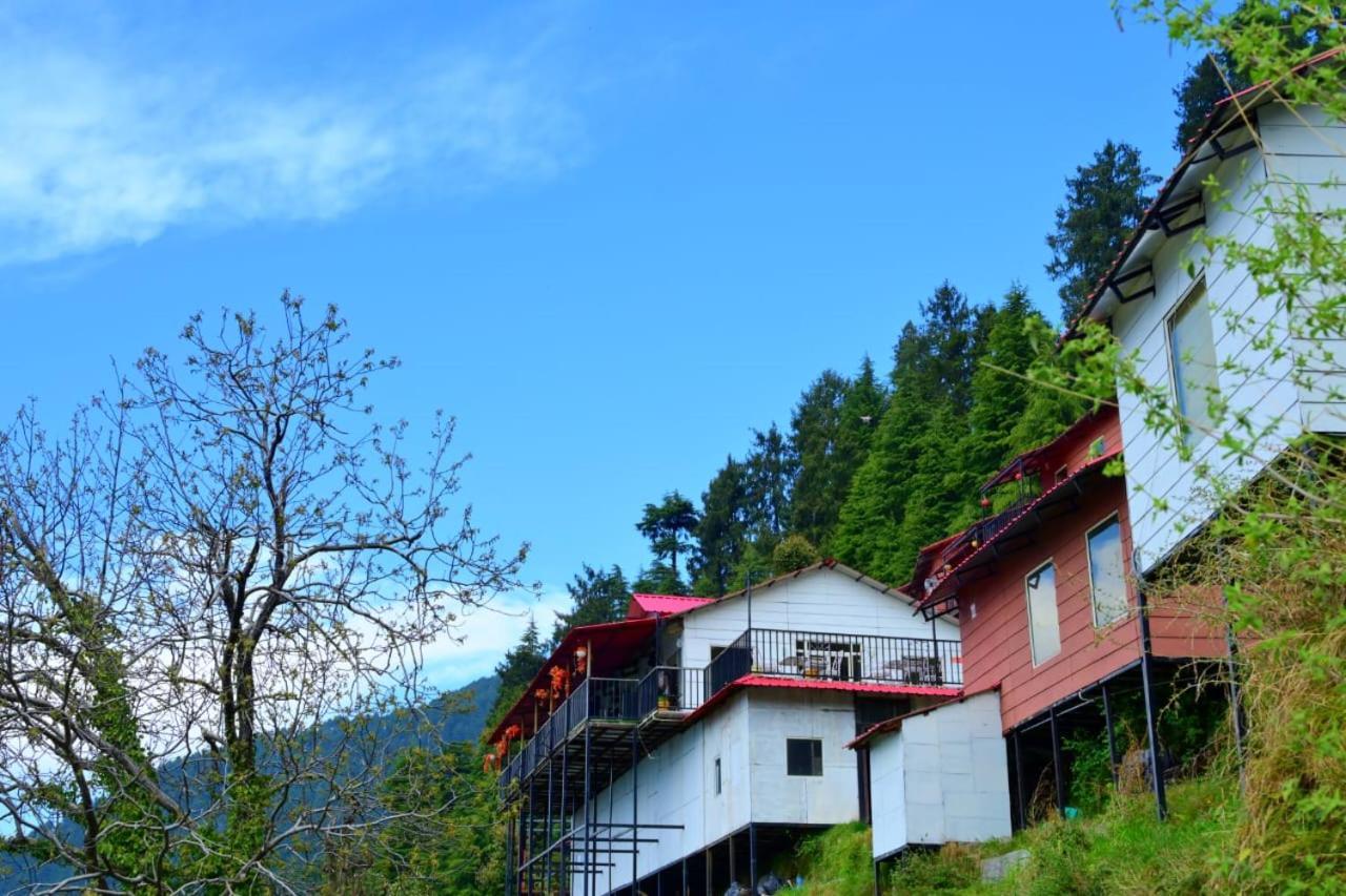Aamod Resorts Dalhousie ! Luxury Cottage Resort Exterior photo
